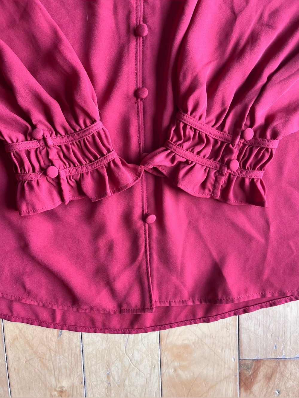Penningtons Red Ruffle Front Blouse Long Sleeve Size 1X - Picture 2 of 7